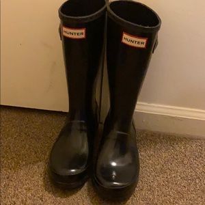 Girls black hunter boots size 4